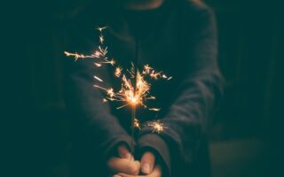 Historien bag greves spektakulære fyrværkerishows